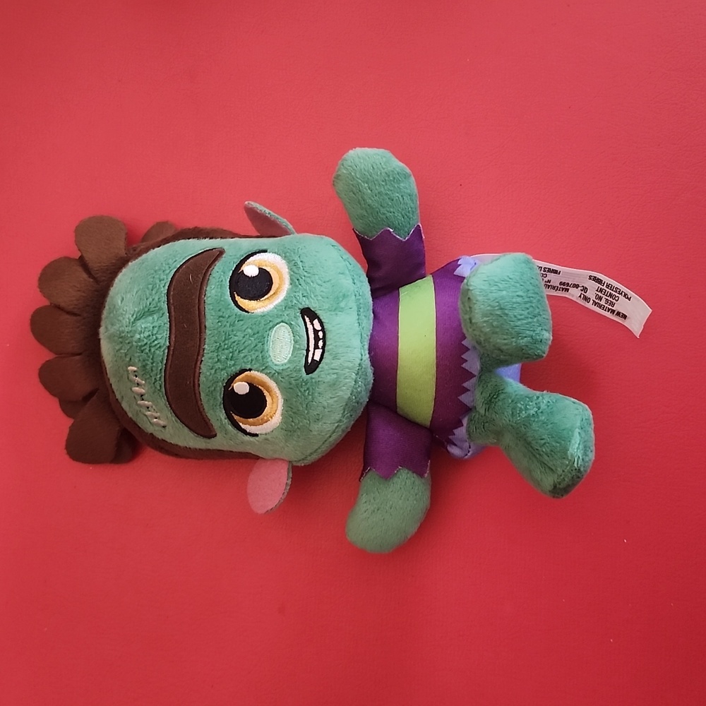 Super Monsters Franky Frankie plush doll